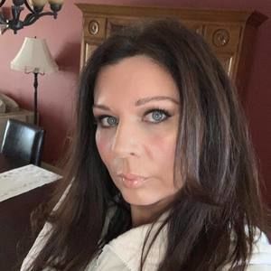 Meet your Posher, Raffaela